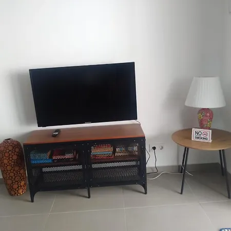 Mono & - Two Bedroom